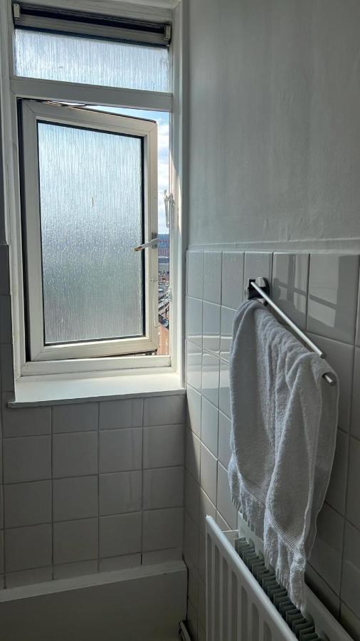 Streatham Rooms Лондон Экстерьер фото
